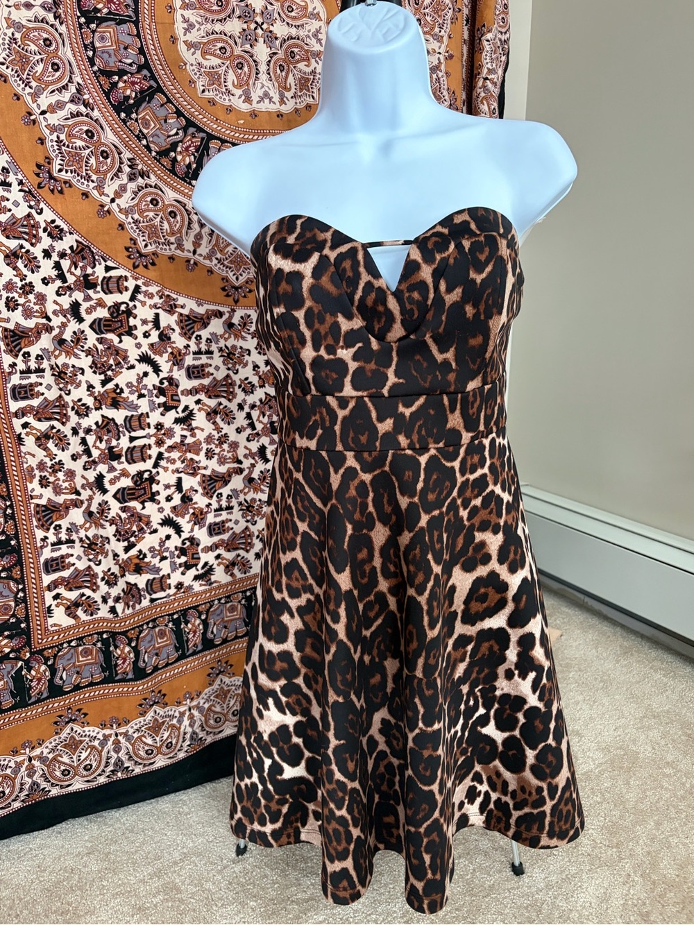 bebe Leopard-Print Strapless Dress in Brown and Black